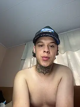 Snapshot of jordan_422 chatting on February 26, 2026, 8:19 pm jordan 422 online show from February 26, 2026, 8:19 pm