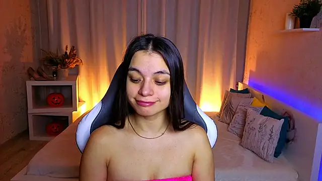 Snapshot of Leila_Hefner chatting on November 28, 2025, 3:09 am Leila Hefner online show from November 28, 2025, 3:09 am