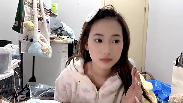 Snapshot of Ann-cookie chatting on January 6, 2026, 3:05 pm Ann-cookie online show from January 6, 2026, 3:05 pm