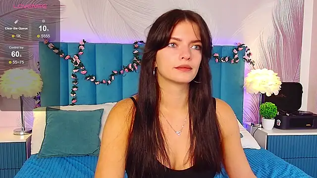Snapshot of kimberlyy77 chatting on September 15, 2025, 6:13 am kimberlyy77 online show from September 15, 2025, 6:13 am