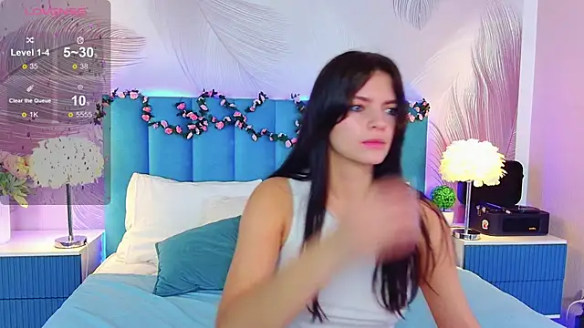 kimberlyy77 online show from November 10, 2025, 6:56 am