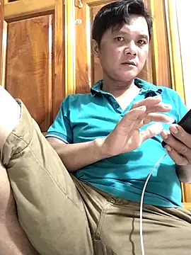 Snapshot of hotboy2x chatting on September 14, 2025, 11:42 am hotboy2x online show from September 14, 2025, 11:42 am