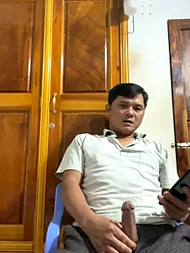 Snapshot of hotboy2x chatting on October 29, 2025, 1:08 am hotboy2x online show from October 29, 2025, 1:08 am