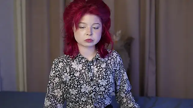 Snapshot of Stella_Vanila chatting on November 7, 2025, 12:43 am Stella Vanila online show from November 7, 2025, 12:43 am