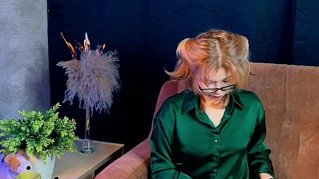 Snapshot of Stella_Vanila chatting on February 9, 2026, 8:13 pm Stella Vanila online show from February 9, 2026, 8:13 pm