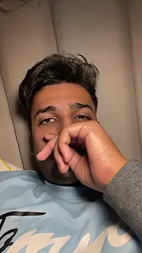 Snapshot of the_Shinchan@xh chatting on November 12, 2025, 2:01 am the Shinchanxh online show from November 12, 2025, 2:01 am