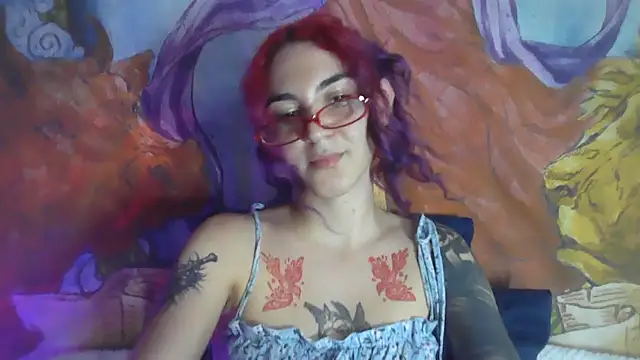 Snapshot of peetitefairy chatting on January 7, 2026, 2:14 am peetitefairy online show from January 7, 2026, 2:14 am