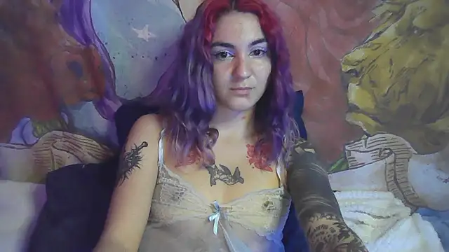 Snapshot of peetitefairy chatting on January 13, 2026, 3:56 am peetitefairy online show from January 13, 2026, 3:56 am