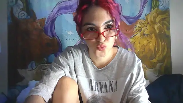 Snapshot of peetitefairy chatting on January 18, 2026, 3:43 am peetitefairy online show from January 18, 2026, 3:43 am