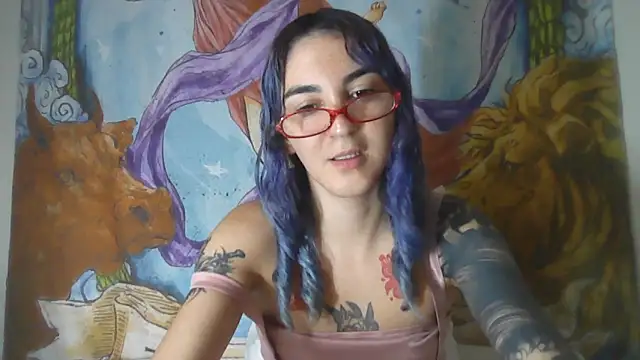 Snapshot of peetitefairy chatting on February 16, 2026, 3:57 am peetitefairy online show from February 16, 2026, 3:57 am