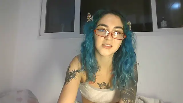 peetitefairy online show from May 30, 2026, 5:37 am