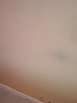 estefymariam88 online show from November 28, 2025, 1:25 pm