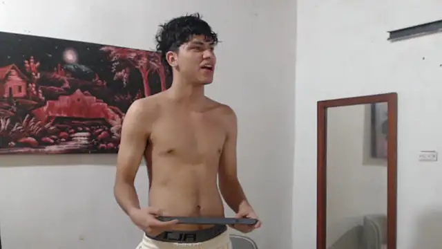 alice julls online show from November 12, 2025, 7:13 pm