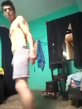 Snapshot of TragicAirplane168 chatting on October 25, 2025, 3:40 pm TragicAirplane168 online show from October 25, 2025, 3:40 pm