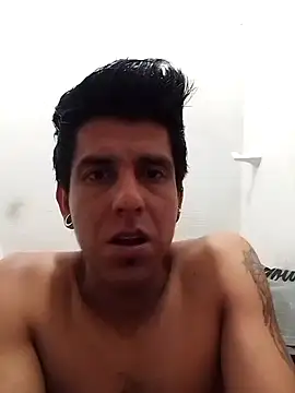 Snapshot of TragicAirplane168 chatting on November 2, 2025, 9:00 am TragicAirplane168 online show from November 2, 2025, 9:00 am