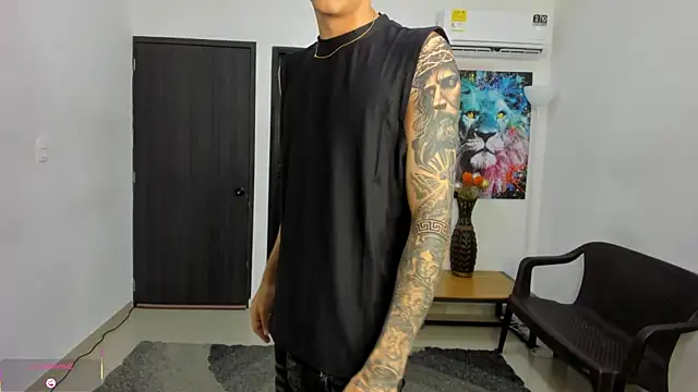 Snapshot of Playhardsex_ chatting on February 4, 2026, 10:58 pm Playhardsex online show from February 4, 2026, 10:58 pm