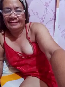 vickyhot1966 online show from March 4, 2026, 2:01 pm