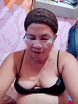 vickyhot1966 online show from March 5, 2026, 8:21 am