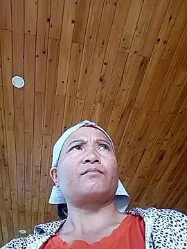 Love-Mama33 online show from September 16, 2025, 1:06 am