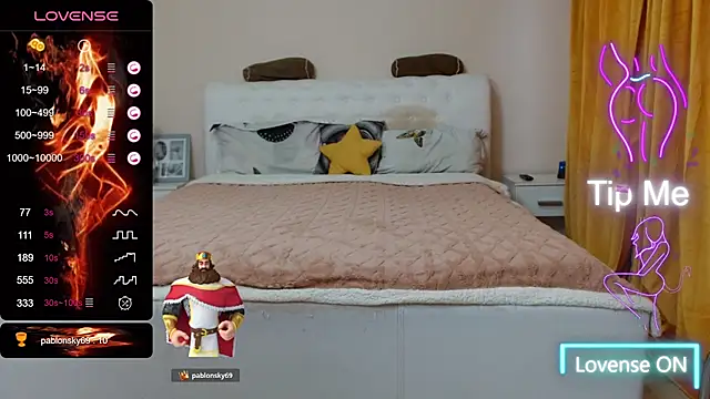 Daddyisssues1 online show from November 7, 2025, 7:52 am