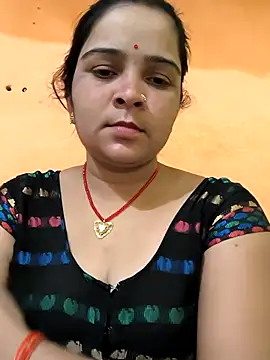 Snapshot of Cutram22 chatting on September 19, 2025, 3:24 pm Cutram22 online show from September 19, 2025, 3:24 pm