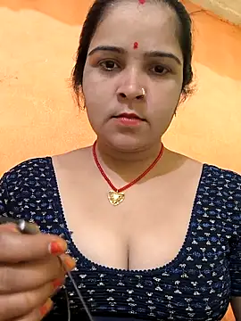 Snapshot of Cutram22 chatting on September 24, 2025, 4:27 am Cutram22 online show from September 24, 2025, 4:27 am