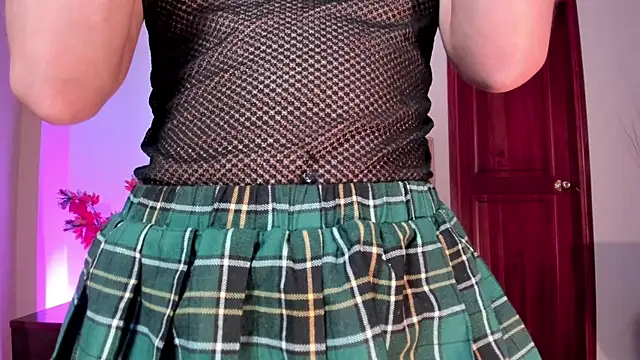 Snapshot of AelinDuvalier chatting on November 21, 2025, 1:04 am AelinDuvalier online show from November 21, 2025, 1:04 am