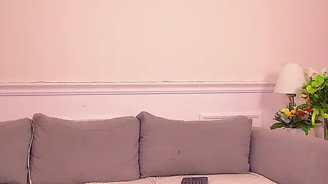 VanessaDusk online show from March 18, 2026, 5:10 am