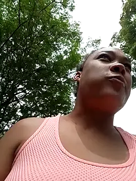 Snapshot of dahian_charlote02 chatting on February 6, 2026, 6:11 pm dahian charlote02 online show from February 6, 2026, 6:11 pm