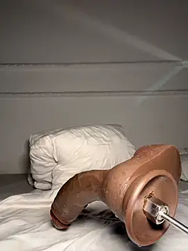 Snapshot of Danicute_ chatting on January 8, 2026, 9:33 am Danicute online show from January 8, 2026, 9:33 am