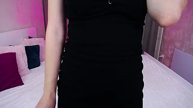 EvelinCuper online show from September 16, 2025, 5:08 am