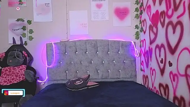 Snapshot of LuckySwagson chatting on February 5, 2026, 12:04 am LuckySwagson online show from February 5, 2026, 12:04 am