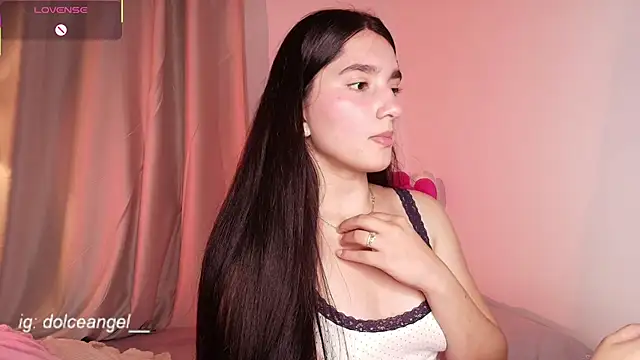 Snapshot of dulceangel__ chatting on September 22, 2025, 4:25 am dulceangel online show from September 22, 2025, 4:25 am