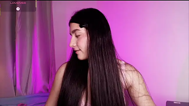 Snapshot of dulceangel__ chatting on November 10, 2025, 5:28 am dulceangel online show from November 10, 2025, 5:28 am