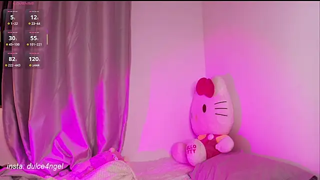 Snapshot of dulceangel__ chatting on November 23, 2025, 3:39 am dulceangel online show from November 23, 2025, 3:39 am