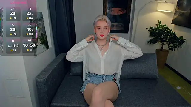 Snapshot of OdelynaAsp chatting on September 21, 2025, 11:01 am OdelynaAsp online show from September 21, 2025, 11:01 am