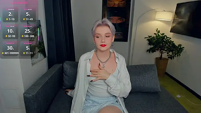 Snapshot of OdelynaAsp chatting on October 3, 2025, 12:02 pm OdelynaAsp online show from October 3, 2025, 12:02 pm