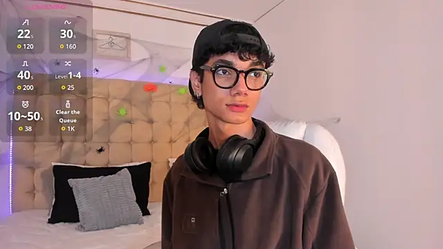 Phillicious   online show from October 15, 2025, 12:00 am