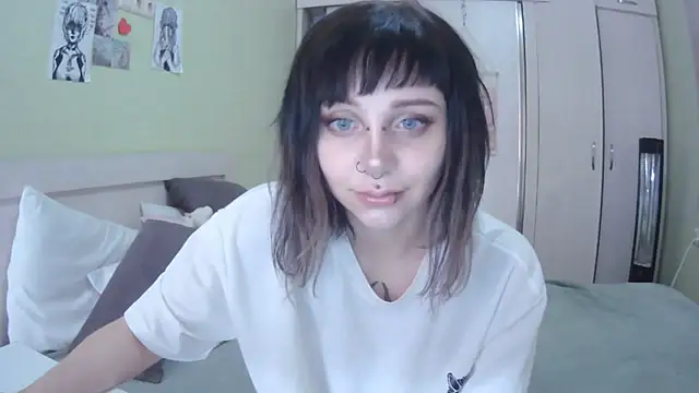 Snapshot of SineKiraReal chatting on September 25, 2025, 10:41 am SineKiraReal online show from September 25, 2025, 10:41 am
