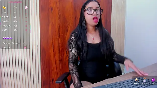 Snapshot of KhateAndersson chatting on January 5, 2026, 8:23 pm KhateAndersson online show from January 5, 2026, 8:23 pm