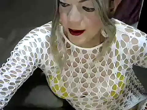 Snapshot of CREAMY_BANANA chatting on September 21, 2025, 11:12 am CREAMY BANANA online show from September 21, 2025, 11:12 am