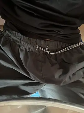 Snapshot of Marcocad chatting on February 12, 2026, 8:26 pm Marcocad online show from February 12, 2026, 8:26 pm