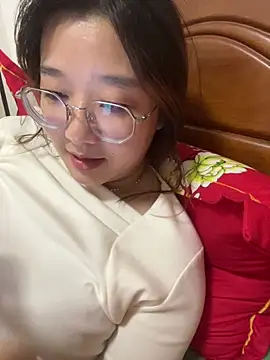 sisi-maiden online show from February 17, 2026, 12:34 pm