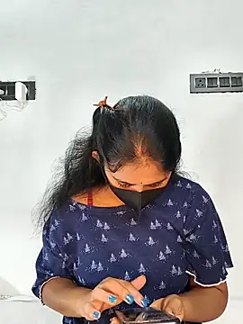 Snapshot of Your-Vedika chatting on October 14, 2025, 6:58 am Your-Vedika online show from October 14, 2025, 6:58 am