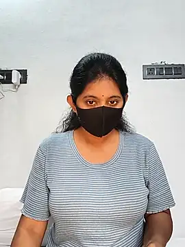 Snapshot of Your-Vedika chatting on October 18, 2025, 8:15 am Your-Vedika online show from October 18, 2025, 8:15 am