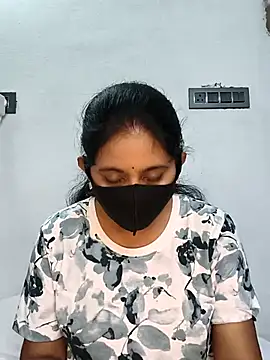 Snapshot of Your-Vedika chatting on October 27, 2025, 11:14 am Your-Vedika online show from October 27, 2025, 11:14 am