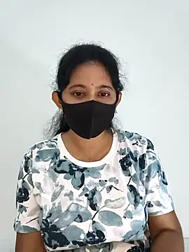 Snapshot of Your-Vedika chatting on November 6, 2025, 4:57 am Your-Vedika online show from November 6, 2025, 4:57 am