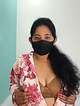 Snapshot of Your-Vedika chatting on December 17, 2025, 11:05 am Your-Vedika online show from December 17, 2025, 11:05 am