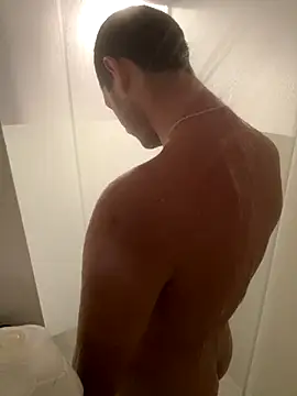 Cuervo25  online show from November 28, 2025, 9:12 am