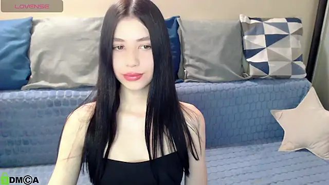 SelinLi online show from April 11, 2026, 7:45 am